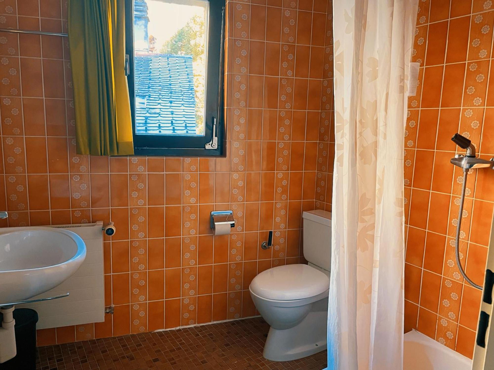 Hotel Gemmi Leukerbad Oda fotoğraf